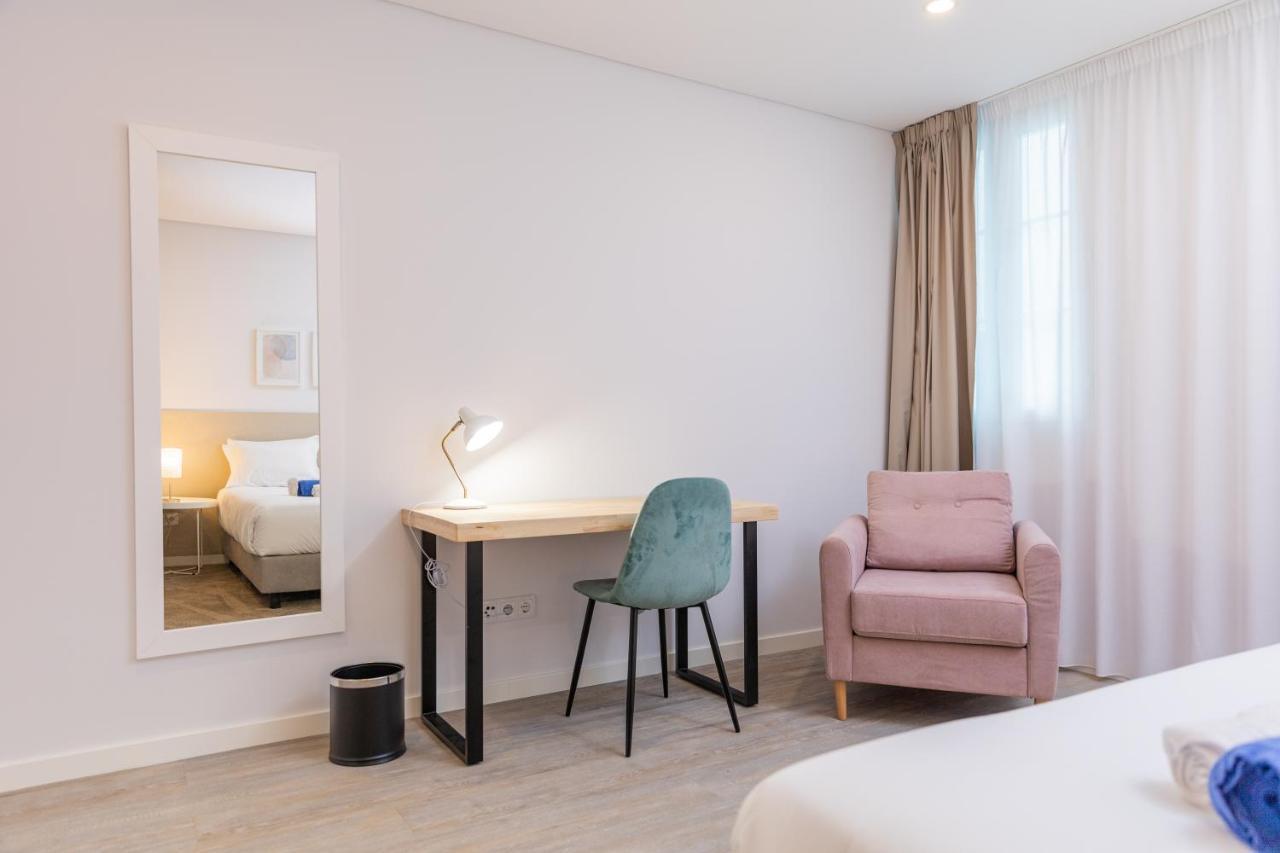Downtown Pdl Premium Διαμέρισμα Πόντα Ντελγκάντα Εξωτερικό φωτογραφία