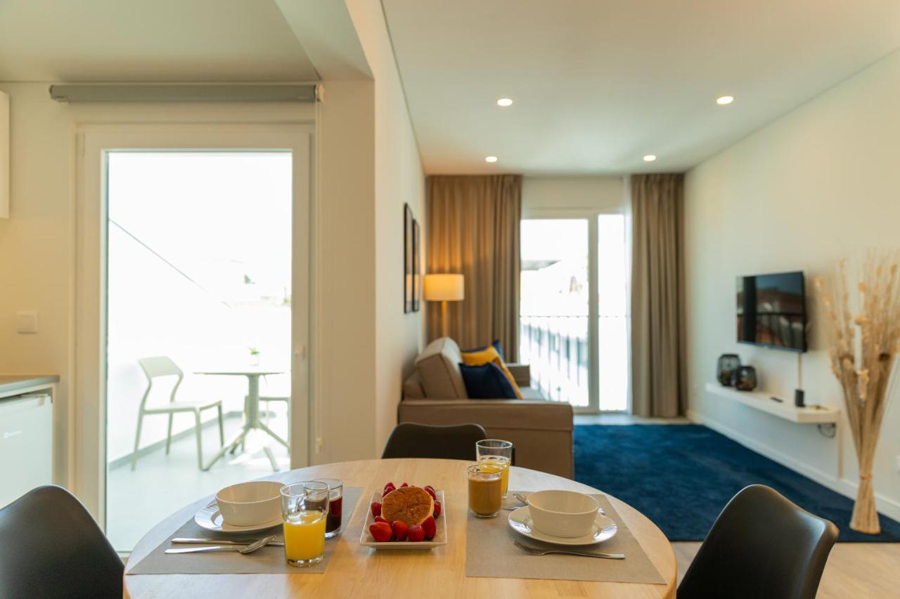 Downtown Pdl Premium Διαμέρισμα Πόντα Ντελγκάντα Εξωτερικό φωτογραφία