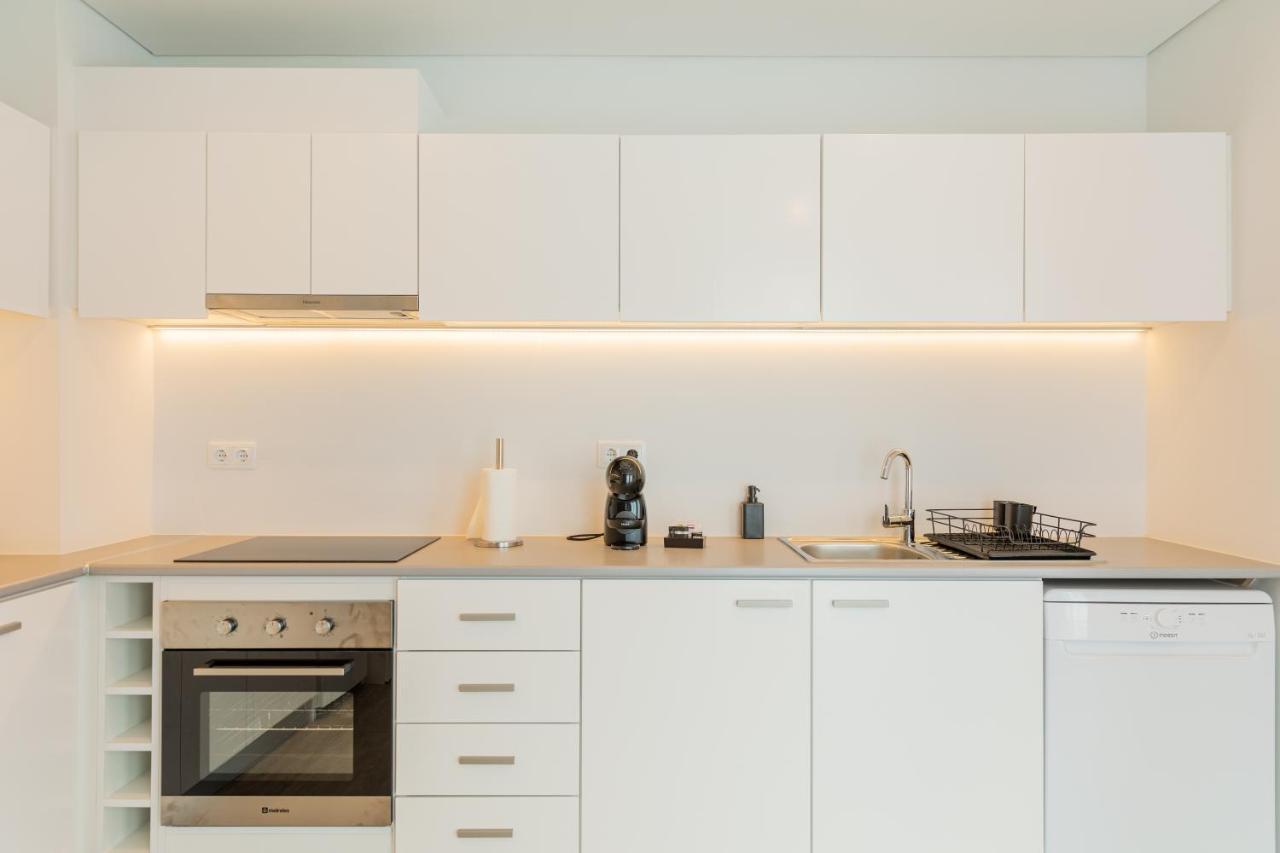 Downtown Pdl Premium Διαμέρισμα Πόντα Ντελγκάντα Εξωτερικό φωτογραφία